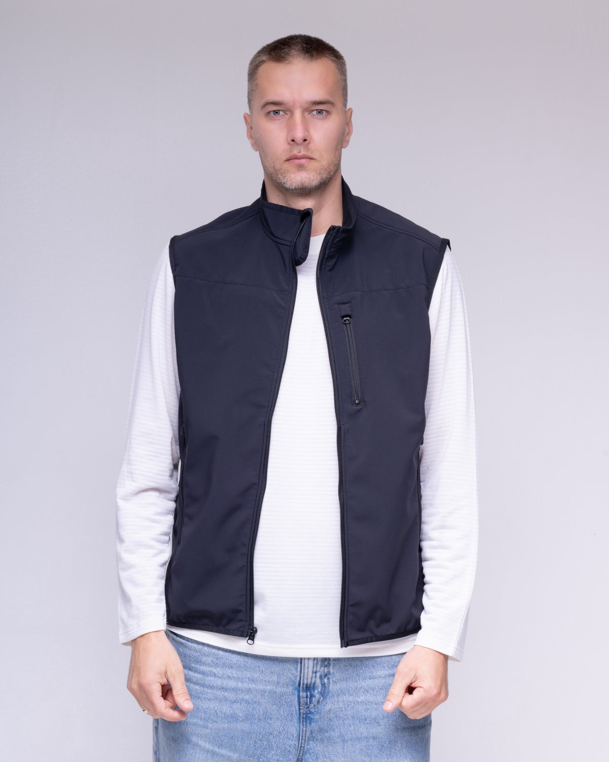 Black BeGrandfather softshell vest – view 1