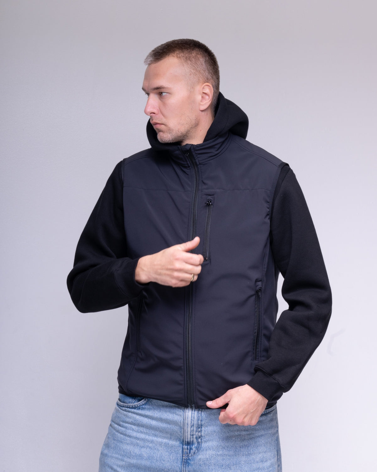 Black BeGrandfather softshell vest – view 7