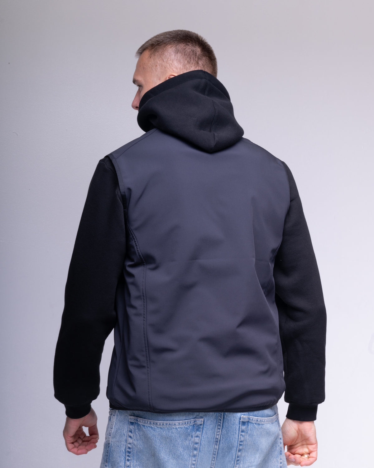 Black BeGrandfather softshell vest – view 8