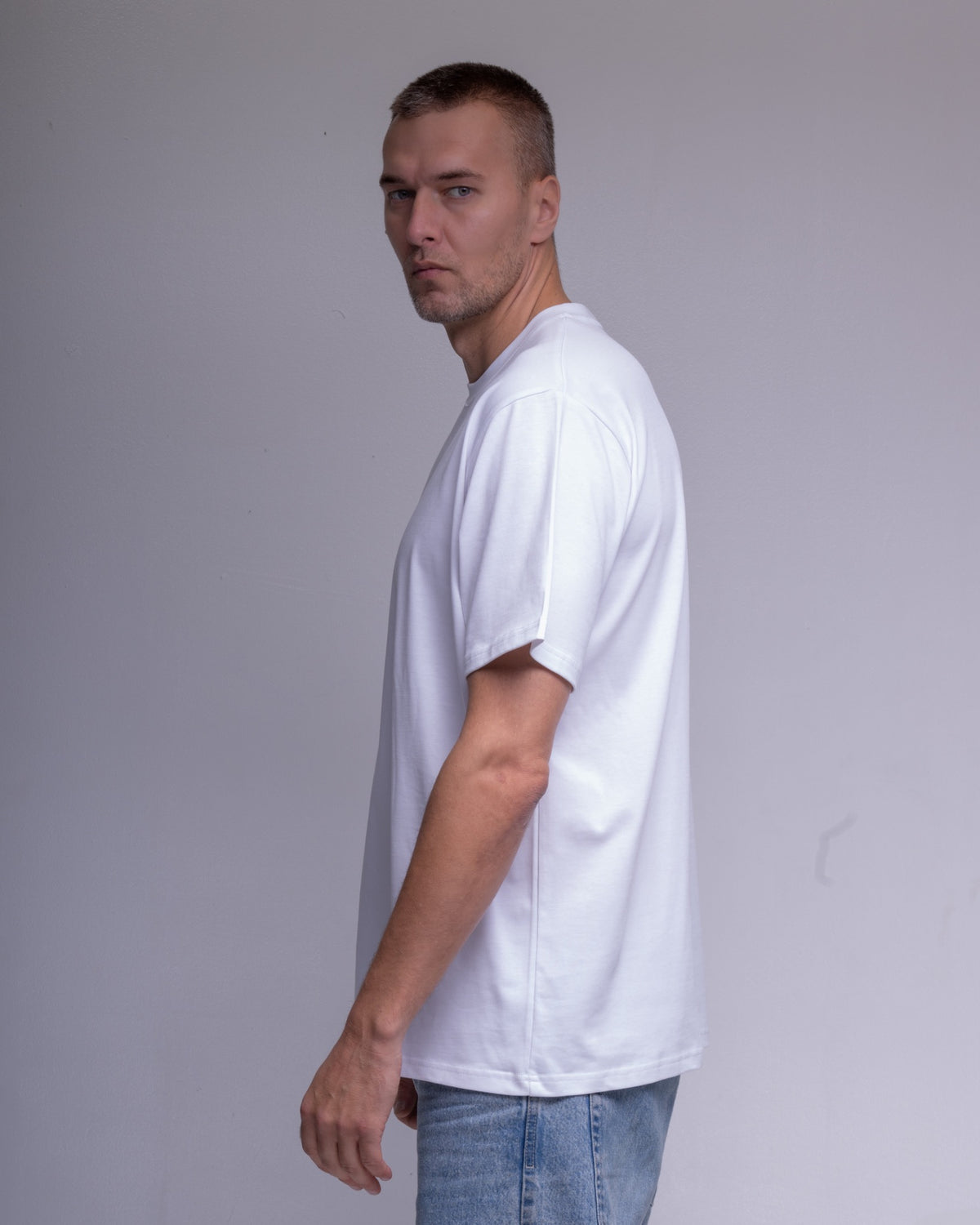 White organic cotton T-shirt 210 GSM, view 4